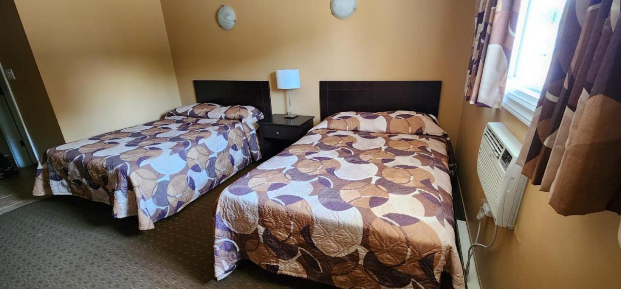 Viking Inn Gimli Екстериор снимка