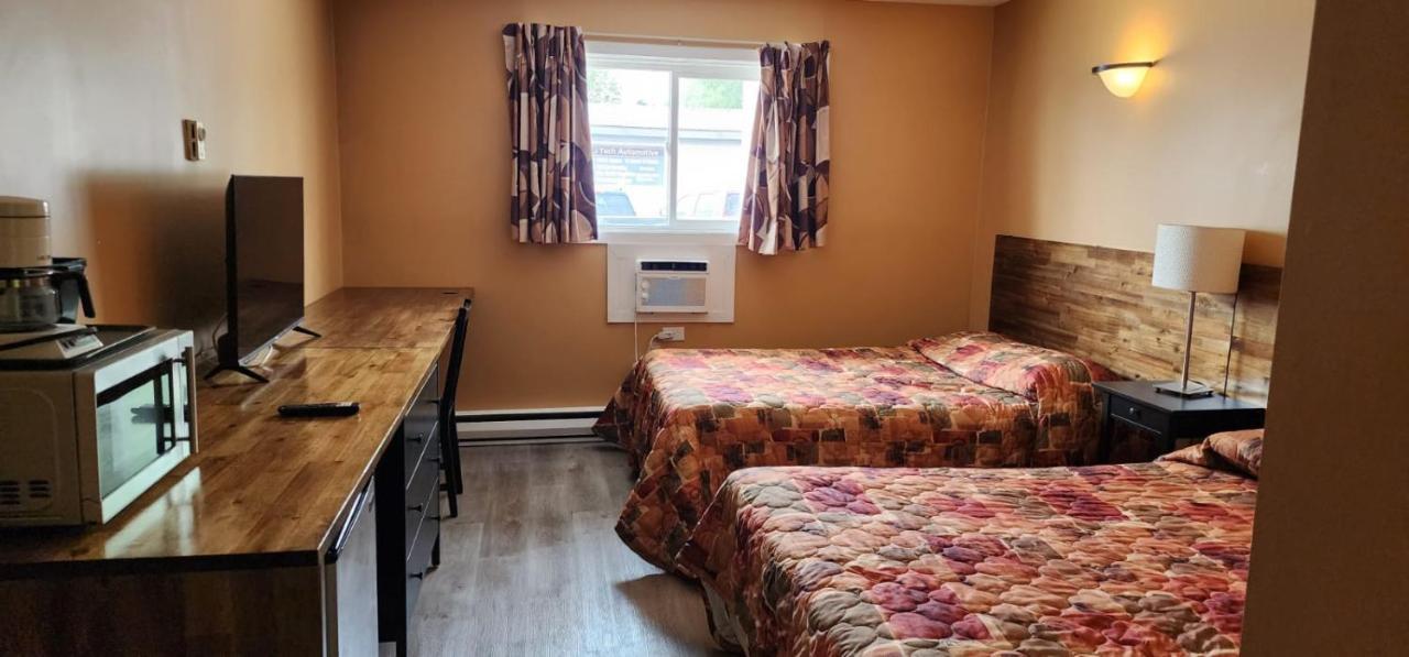Viking Inn Gimli Екстериор снимка